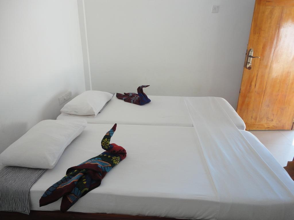 Yoho Hotel Arugambay Beach Inn Arugam Bay Cameră foto